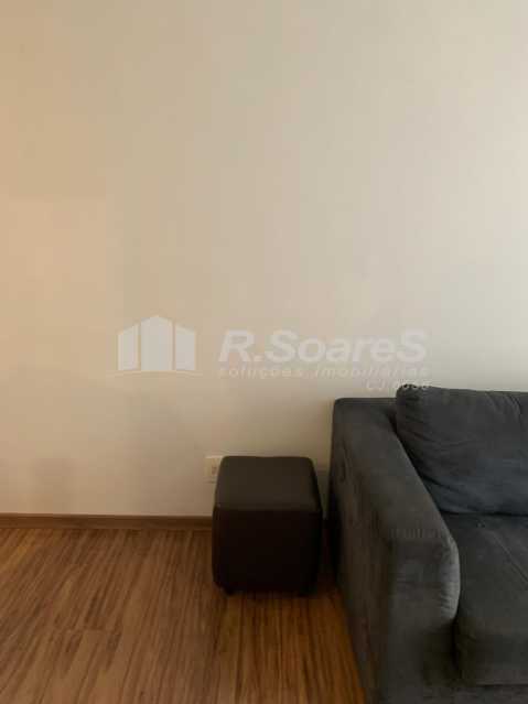 ad42d242-a972-43fa-a7a8-23f87c - 18