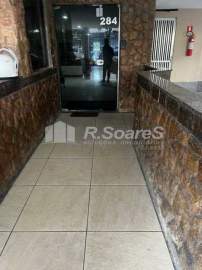 AGENDE SUA VISITA! - Apartamento com 2 quartos e garagem em Bento Ribeiro. - VVAP21678