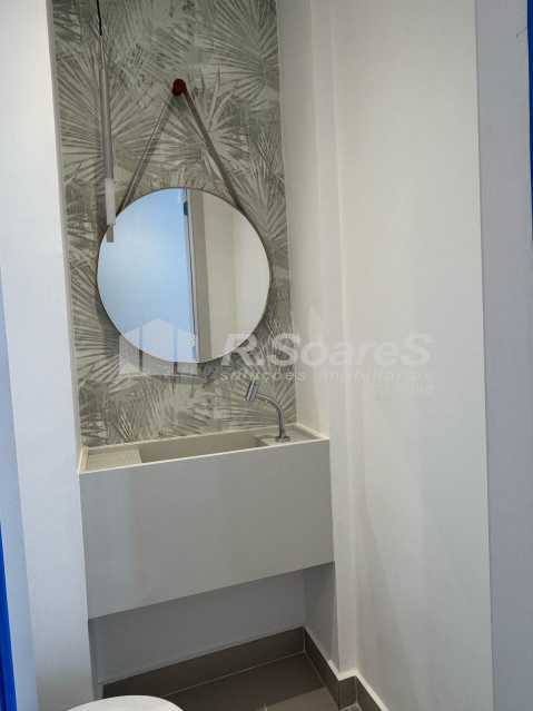 WhatsApp Image 2025-11-21 at 1 - 7