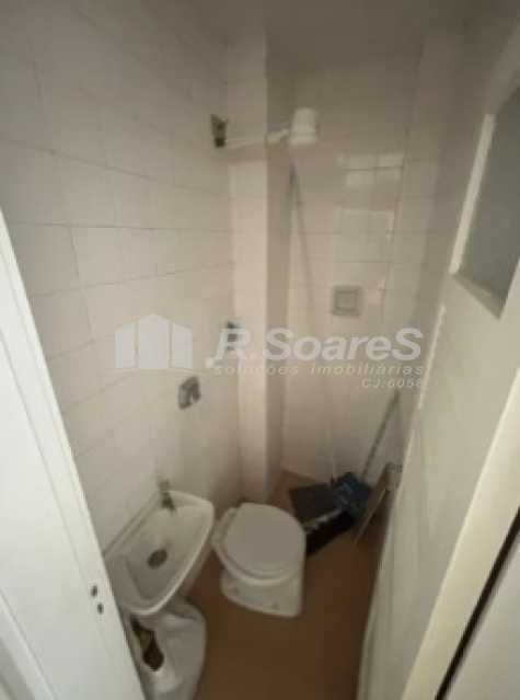 0f950cfd-cc0f-4045-9f52-19e818 - 17