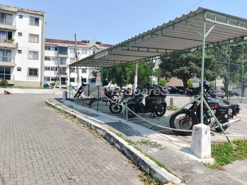 5577813f-151f-4919-a508-0c5b56 - 16