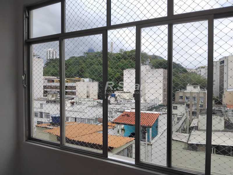 708f09ff-4bc0-410a-b039-68801a - 9