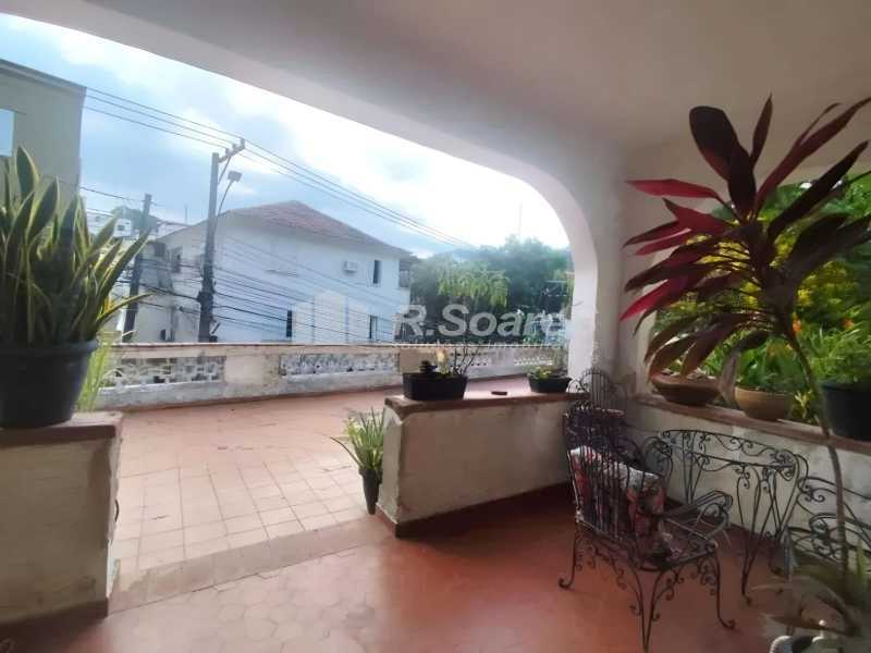 Conheça WhatsApp Image 2025-12-10 at 1 do imóvel - Excelente Casa à Venda Próximo à Rua General Glicério | 185 m² Construídos | Terreno de 590 m² - BRCA30013 - 21 WhatsApp Image 2025-12-10 at 1 - 21