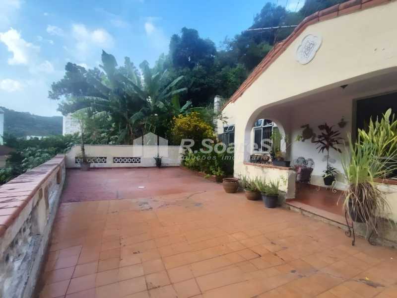 Conheça WhatsApp Image 2025-12-10 at 1 do imóvel - Excelente Casa à Venda Próximo à Rua General Glicério | 185 m² Construídos | Terreno de 590 m² - BRCA30013 - 16 WhatsApp Image 2025-12-10 at 1 - 16