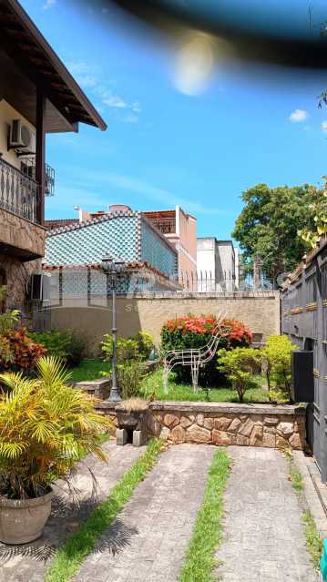 WhatsApp Image 2025-12-11 at 1 - 4