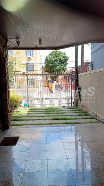 WhatsApp Image 2025-12-11 at 1 - 7