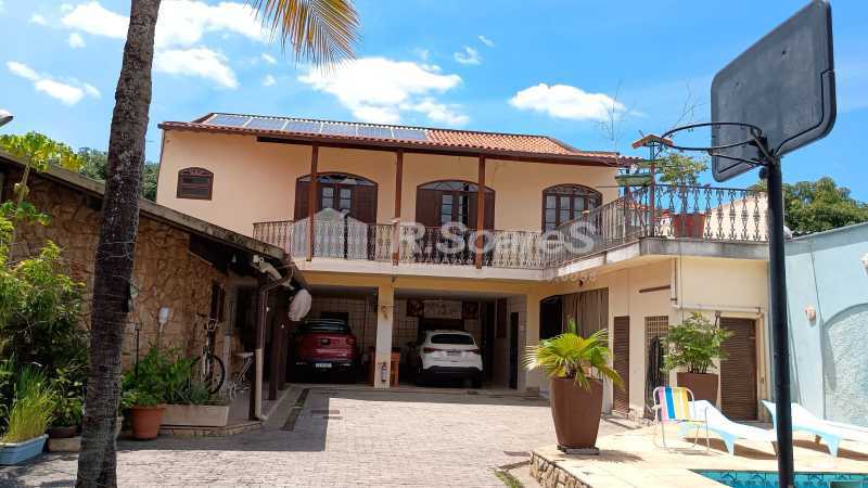 WhatsApp Image 2025-12-11 at 1 - 10