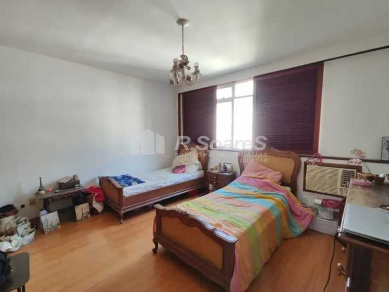 WhatsApp Image 2025-12-11 at 1 - 17