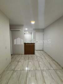 Imperdível - Apartamento vazio com 2 quartos, garagem, em Bangu. - VVAP21691