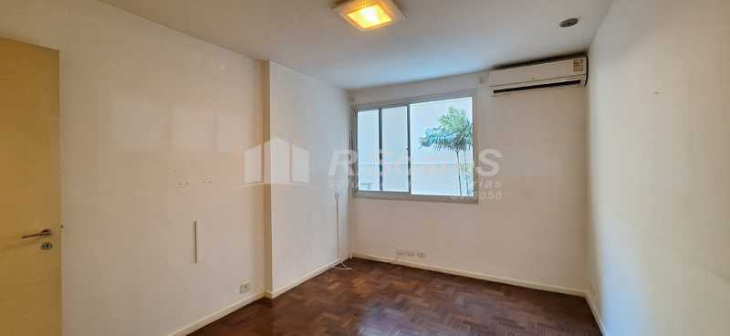 WhatsApp Image 2025-12-11 at 1 - 9