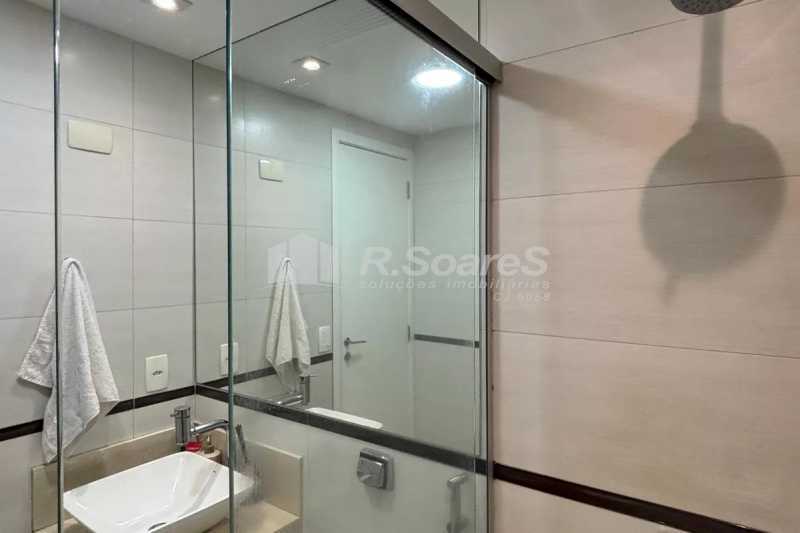 b8b258a7-5de2-497b-ad18-4ef7ef - 13