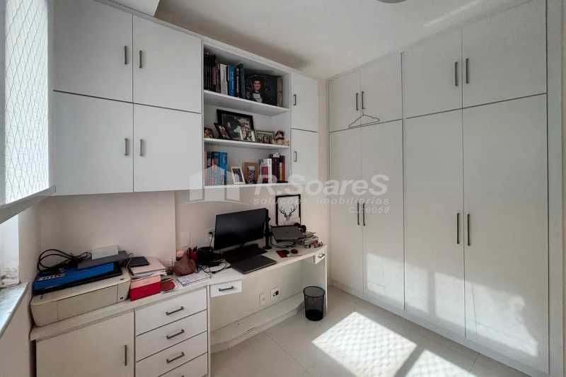 e9b954a9-244b-4442-ae17-cd4cbc - 15