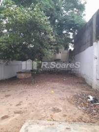EMPREENDEDOR - Amplo terreno com casa linear, garagem - aceitando financiamento em Bento ribeiro.Terreno 450 m2 aceitando financiamento em Bento Ribeiro. - VVCA30431