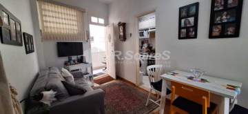 Imperdível - Flat charmoso de 45 m² no coração do Leblon, na Rua Bartolomeu Mitre - BAFL10019