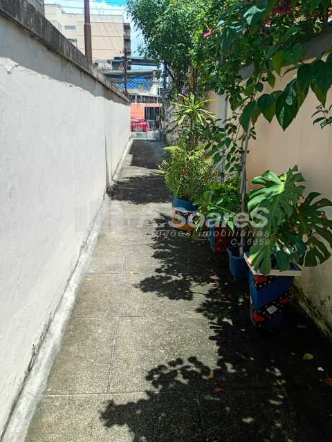 WhatsApp Image 2026-02-11 at 1 - 21