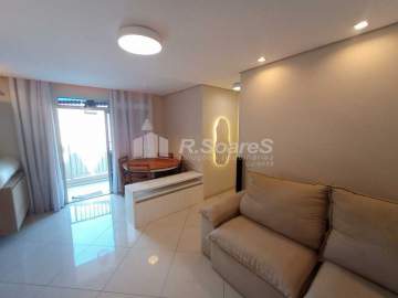 AGENDE SUA VISITA! - Apartamento com 3 quartos sendo 1 suíte em Vila Valqueire - na rua Aladim Morada dos Lilases. - VVAP30454