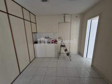 PRÓXIMO AO METRÔ - Kitnet/Conjugado 37m² à venda Rua Figueiredo Magalhães, Copacabana, Rio de Janeiro - R$ 550.000 - BRKI00093