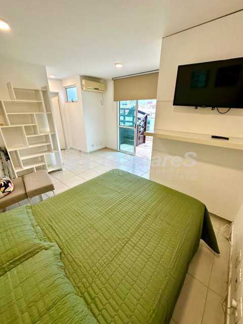 13c2d17e-899e-44d8-8075-3c0a3d - 18