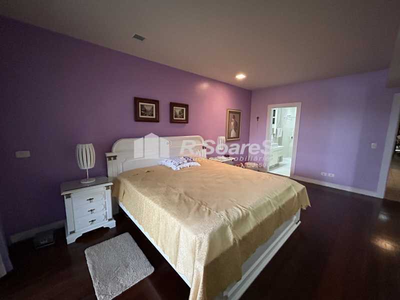 24621_G1780350314 - 13