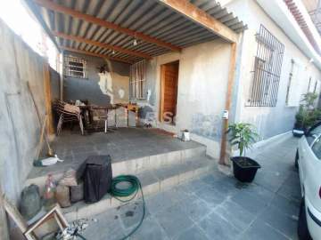 Feito para você - Casa linear com 3 quartos sendo 1 suíte e garagem, em Oswaldo Cruz aceitando financiamento. - VVCA30450