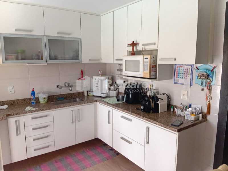 Conheça Coz 01. do imóvel - Casa Duplex em Condomínio Arborizado, Conforto, Lazer e Segurança - Vila Valqueire. - VVCN30282 - 11 Coz 01. - 11