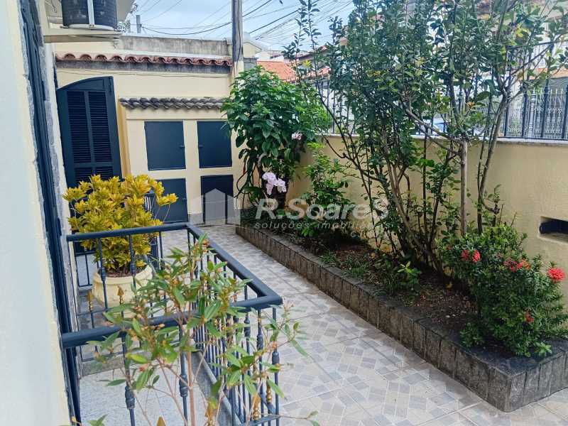 Conheça Frente 01. do imóvel - Casa Duplex em Condomínio Arborizado, Conforto, Lazer e Segurança - Vila Valqueire. - VVCN30282 - 7 Frente 01. - 7