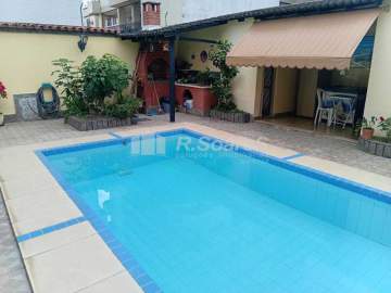 R.Soares Valqueire - Casa Duplex em Condomínio Arborizado, Conforto, Lazer e Segurança - Vila Valqueire. - VVCN30282