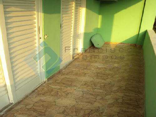 Conheça VARANDÃO do imóvel - Casa de Vila à venda Rua Getúlio, Méier, Rio de Janeiro - R$ 550.000 - MECN30001 - 14 VARANDÃO - 14