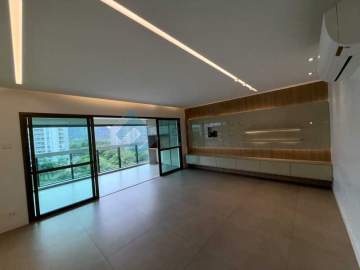 Luxuoso - Barra da Tijuca, península, reformado, 4 suítes sendo 2 canadense - MEAP40055