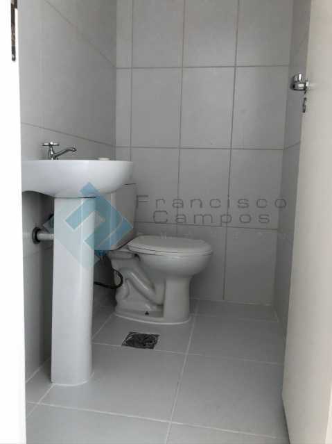 Conheça Banheiro Sala. do imóvel - Barra da Tijuca, sala Comercial junto ao condomínio Ilha Pura - MESL00015 - 3 Banheiro Sala. - 3