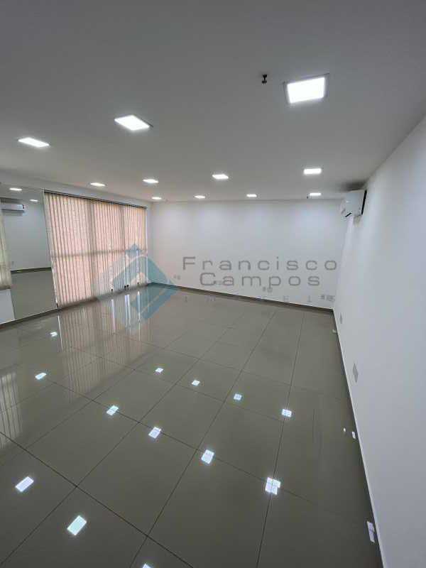 Conheça IMG-6232 do imóvel - Sala Comercial 36m² à venda Avenida Pastor Martin Luther King Jr, Del Castilho, Rio de Janeiro - R$ 250.000 - MESL00032 - 1 IMG-6232 - 1