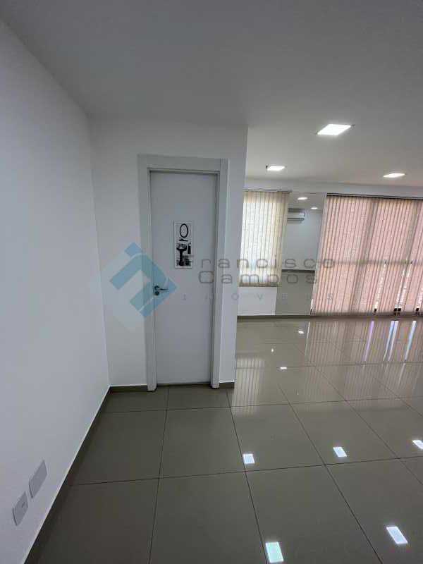 Conheça IMG-6233 do imóvel - Sala Comercial 36m² à venda Avenida Pastor Martin Luther King Jr, Del Castilho, Rio de Janeiro - R$ 250.000 - MESL00032 - 3 IMG-6233 - 3