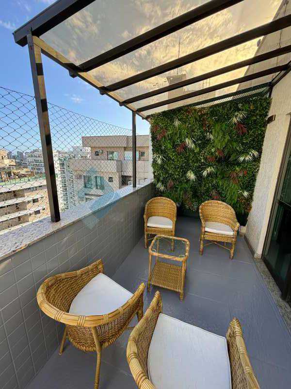 Conheça a 4 do imóvel - Península , Barra da Tijuca, cobertura mobiliada, 4suítes, 3 vagas - MECO40009 - 20 a 4 - 20