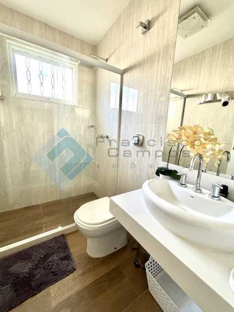 Conheça banh s do imóvel - Barra da Tijuca , casa linear 3 suítes - MECN30006 - 12 banh s - 12