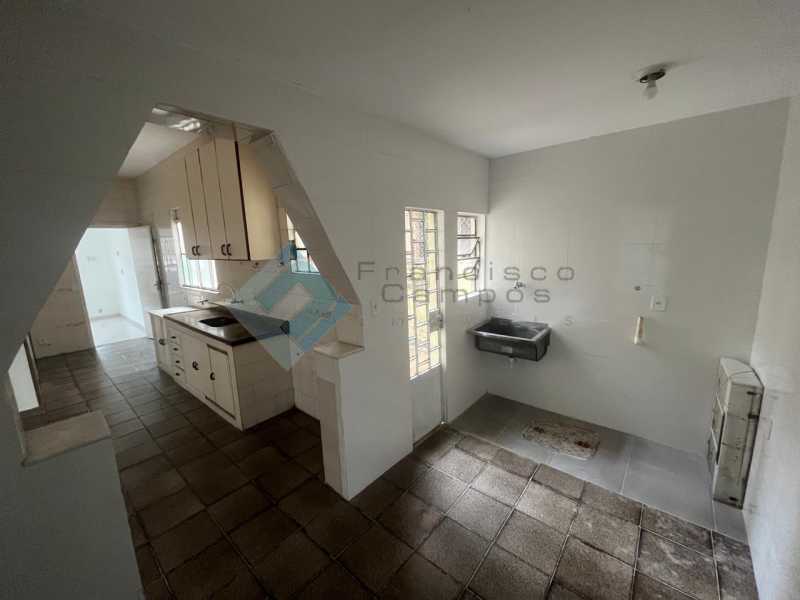 PHOTO-2025-12-09-10-08-04 5 - 11