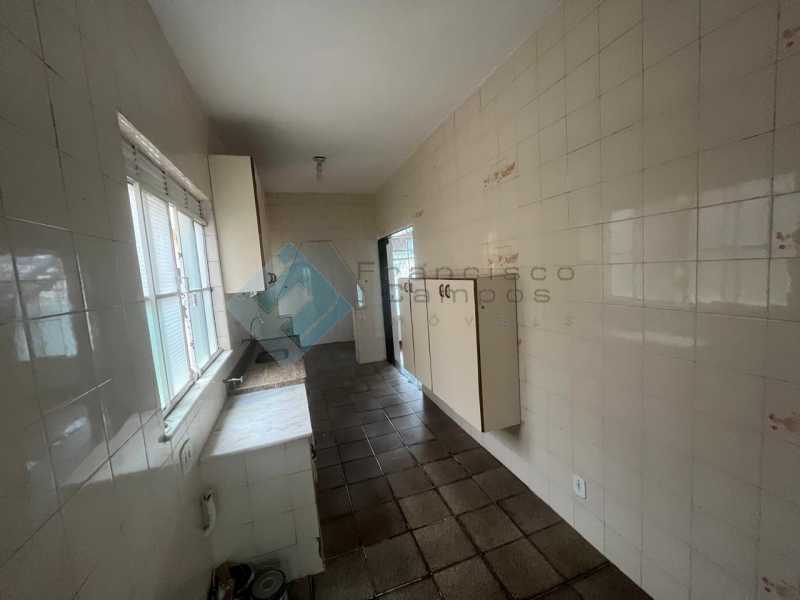 PHOTO-2025-12-09-10-08-04 3 - 13