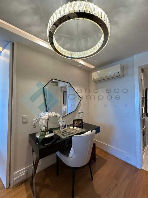 Conheça 9 do imóvel - Barra da Tijuca , Península vista lagoa , 3 suites(original 4 quartos),3 vagas - MEAP30126 - 8 9 - 8