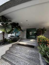 Ótima localização - Barra da Tijuca, 1 quadra da praia, varanda, 3 suites,3 vagas - MEAP30127
