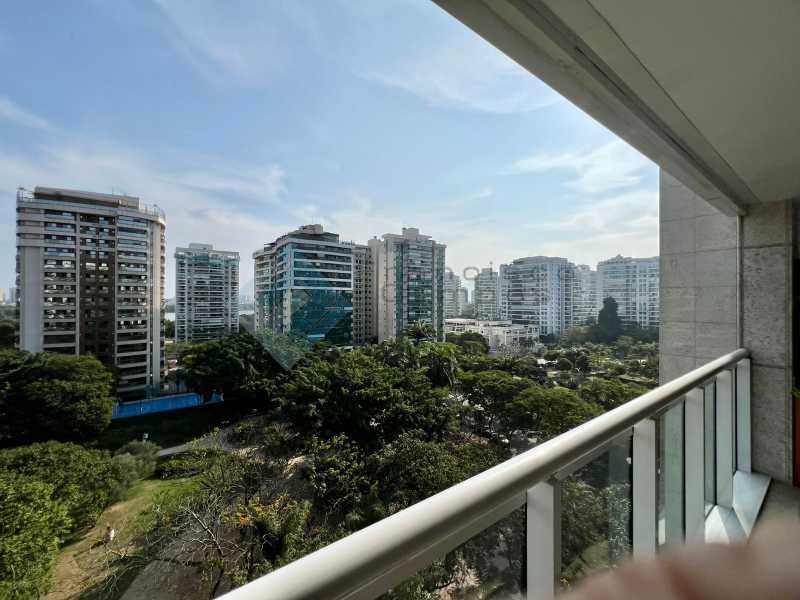 PHOTO-2025-10-31-14-35-50 1 - 4