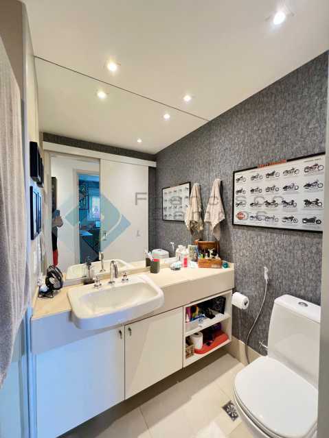 PHOTO-2025-10-31-14-35-42 2 - 14