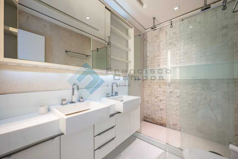 PHOTO-2025-10-28-08-57-58 - 12