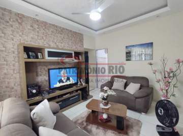 Ótima localização - Olaria apartamento 2 quartos e varanda - PAAP25046