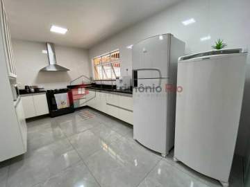 Imperdível - Casa duplex 4 quartos bairro Irajá - PACA40250