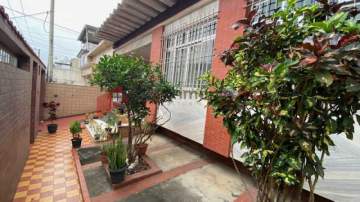 Imperdível - Ótima casa linear em Vista Alegre com 4 quartos, 2 suítes, 4 vagas e terraço - PACA40274