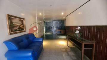 Imperdível - Ótimo Apartamento com 2 quartos varanda e elevador - PAAP25597