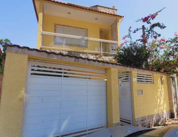 Imperdível - Maravilhosa casa 4quartos sendo 1suíte, closet, 4banheiros, aceitando financiamento. - PACA40299
