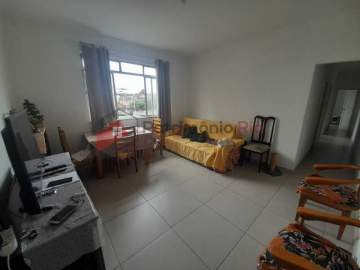 Ótima localização - Bom apartamento, Vista Alegre, coração do bairro, 3quartos, 1vaga coberta. - PAAP31500