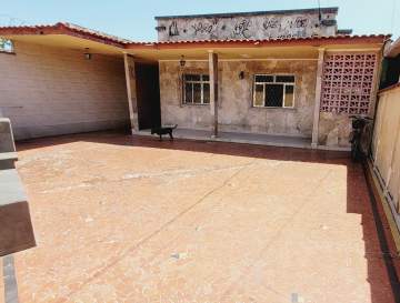 Imperdível - Casa linear em terreno 300m², aceita financiamento. - PACA20783