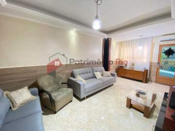 Imperdível - Espetacular apartamento tipo casa, semi-luxo, térreo, 2quartos, 2vagas de garagem. - PAAP26061