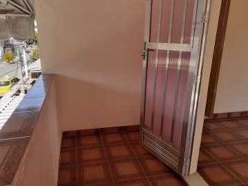 Imperdível - Excelente Apartamento Tipo Casa , varanda, 2quartos - Vista Alegre - PAAP26103